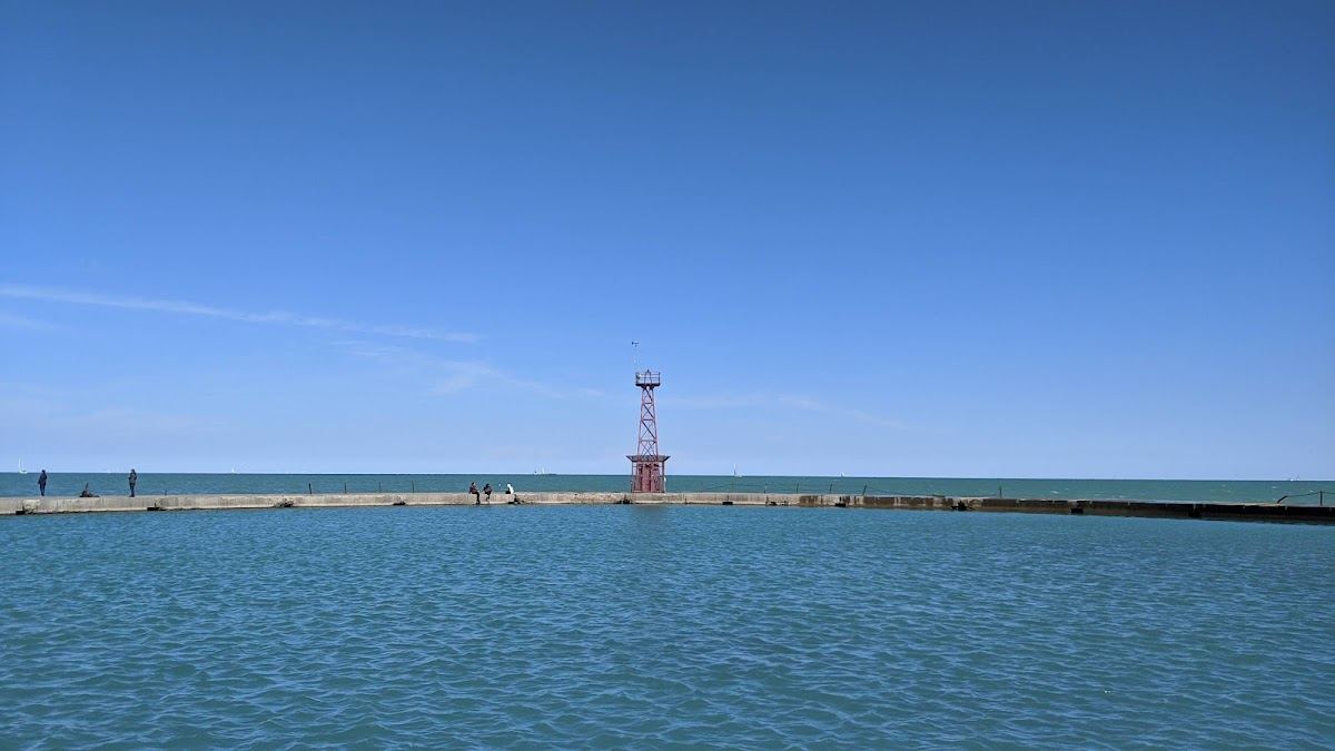 Montrose Harbor Beacon