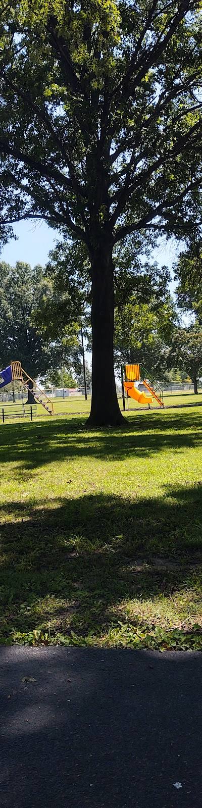 Hartford Park photo 2