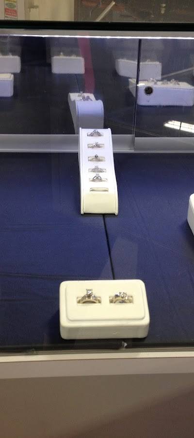 Kustom Design Jewelry & Loan photo 3