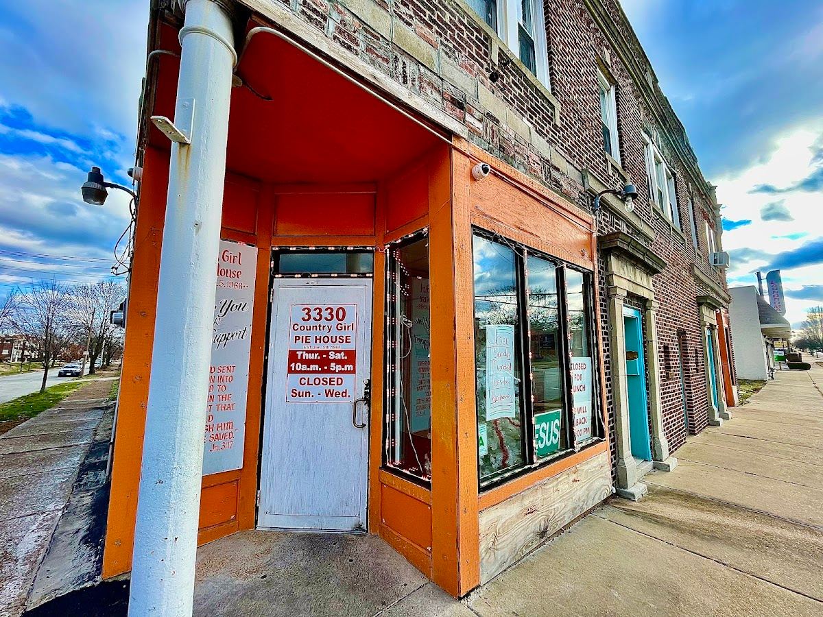Country Girl's Pie Shop