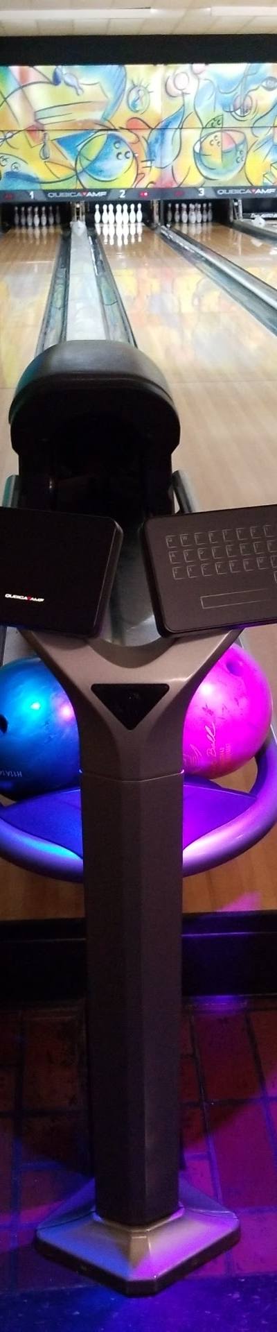 Plaza Lanes Bowling Center photo 4
