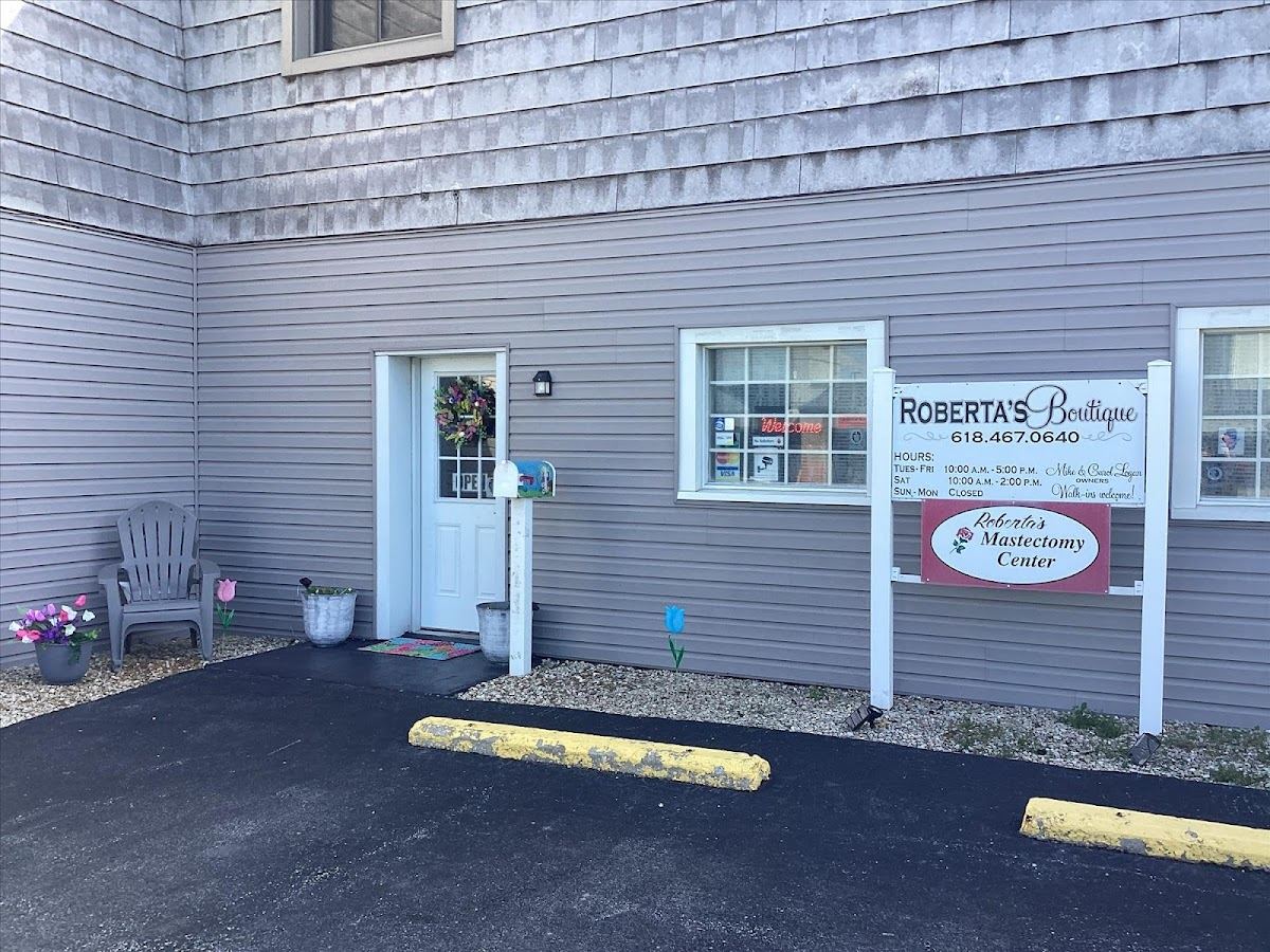 Roberta's Lovely Ladies Boutique