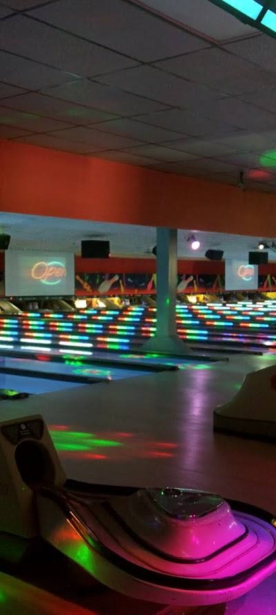 Imperial Bowl photo 2