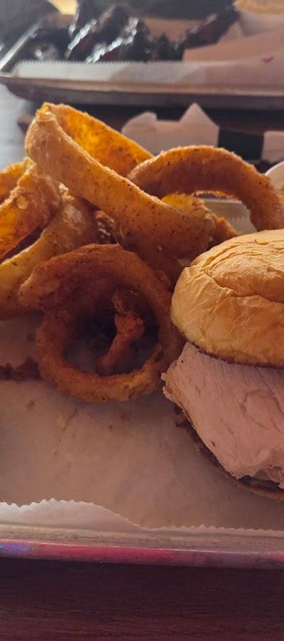 Shooters Bar & BBQ photo 4