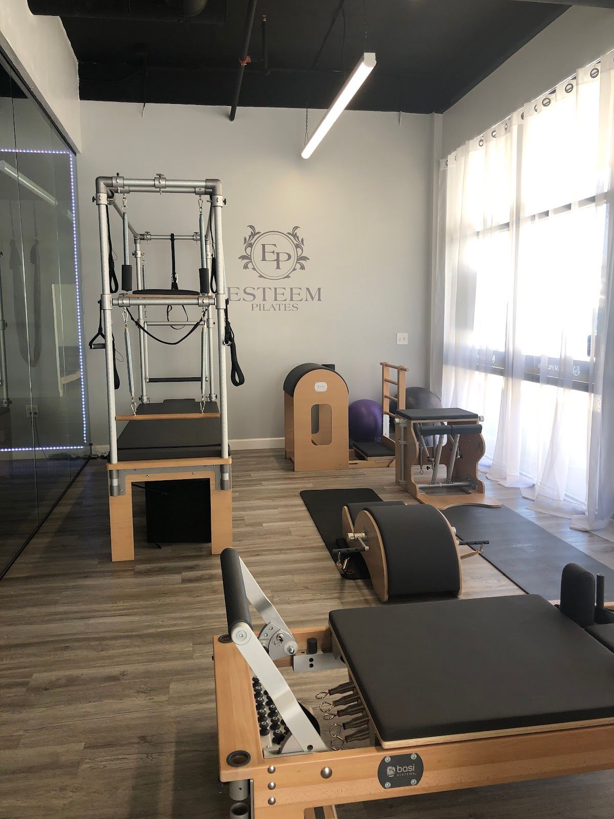 Esteem Pilates - Rehab/Wellness