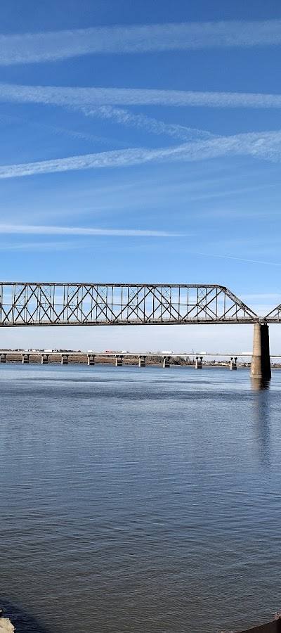 Old Chain of Rocks Bridge Parking photo 3