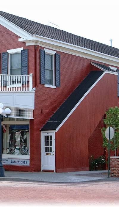 Dr Jazz Soda Fountain & Grille photo 3