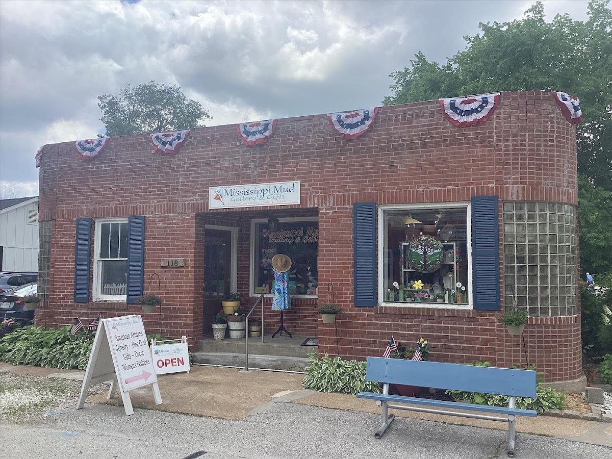 Mississippi Mud Gallery & Gfts
