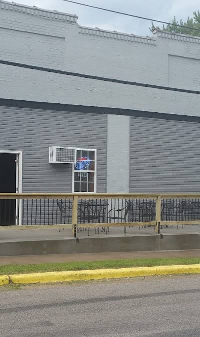 Pour House photo 4