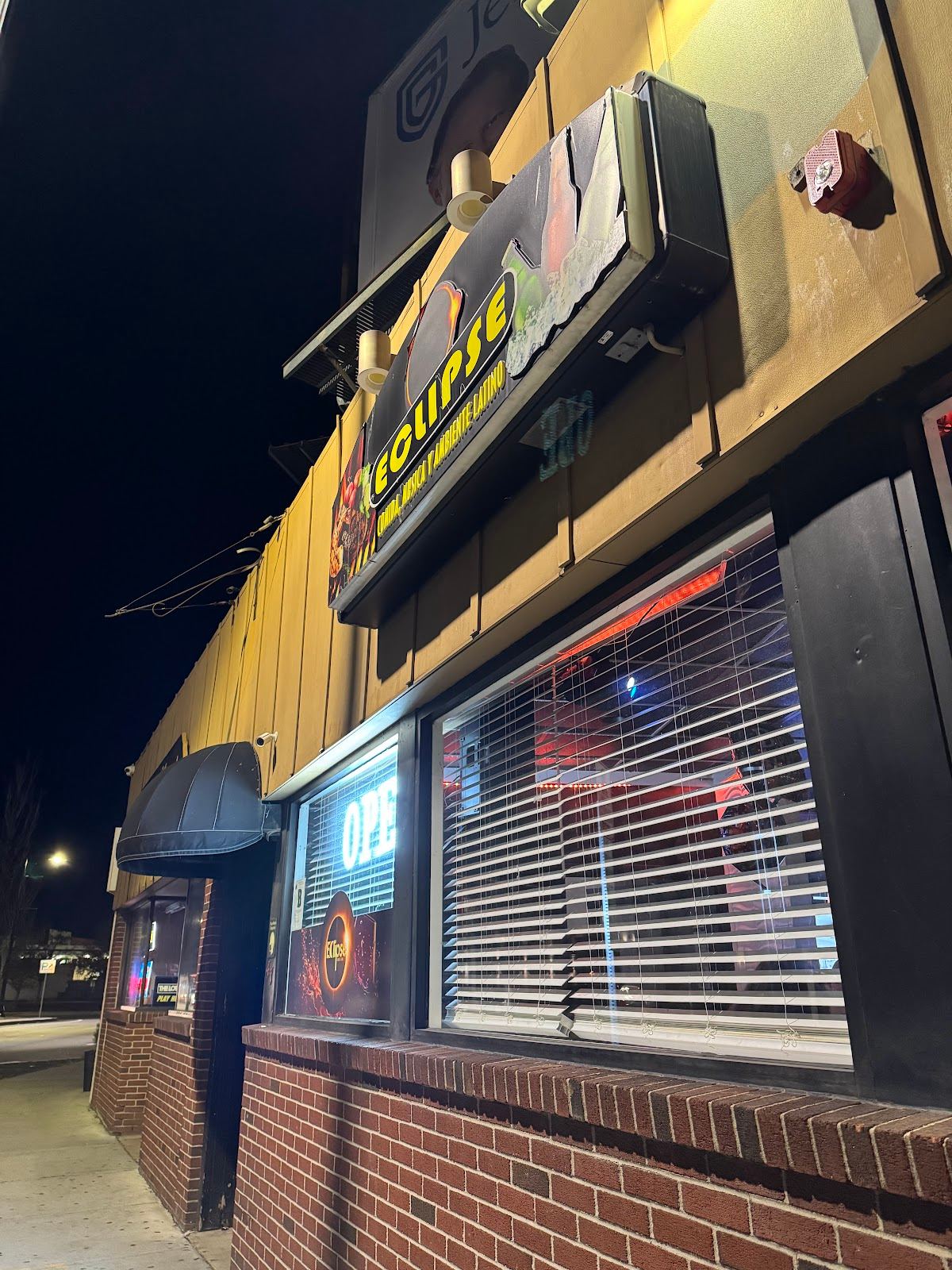 Eclipse Lounge & Grill