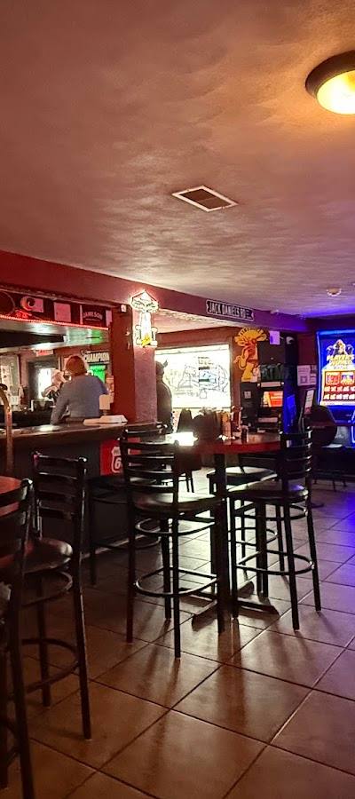 The Red Bar and Grill photo 3