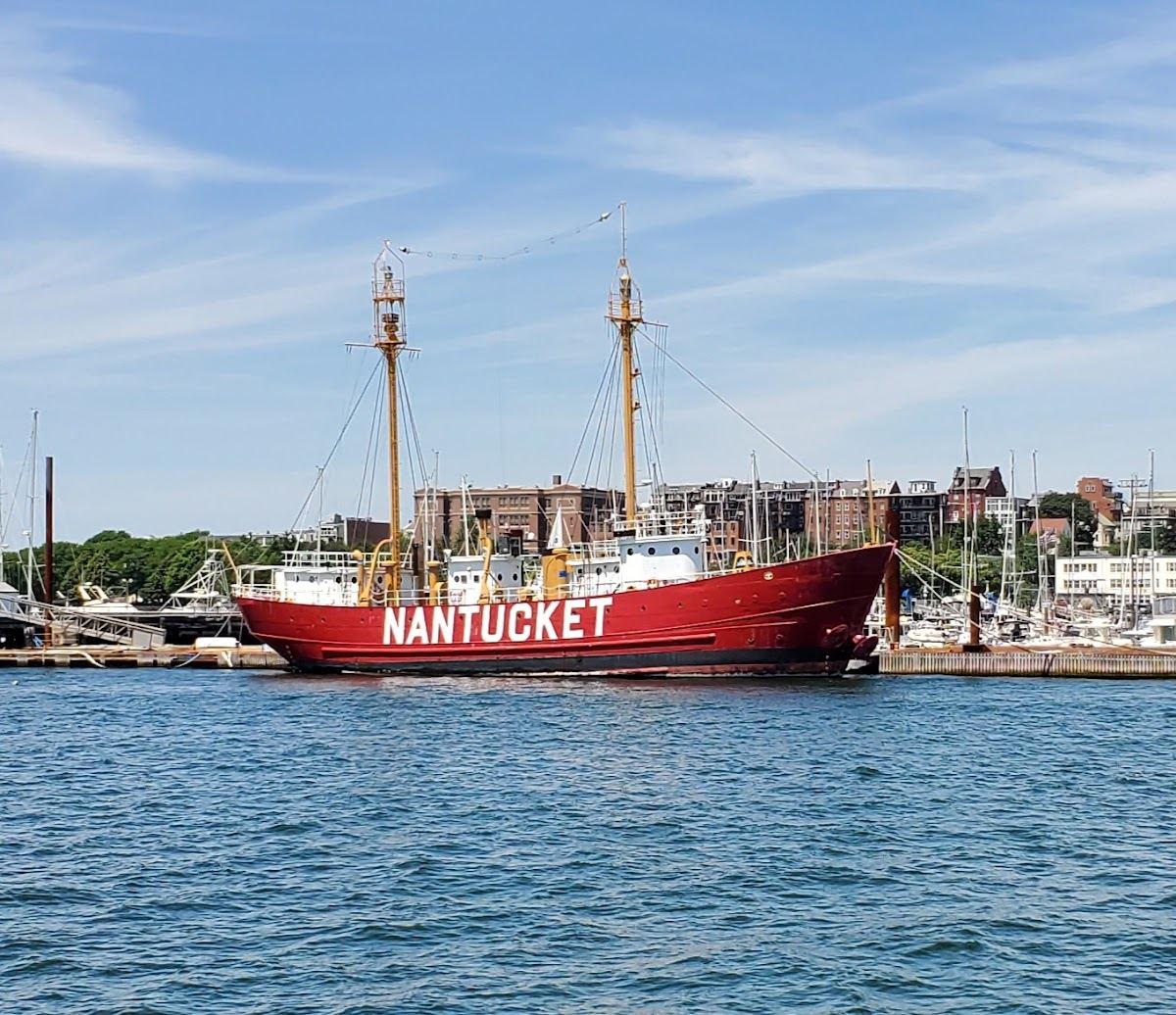 Nantucket Lightship/LV-112
