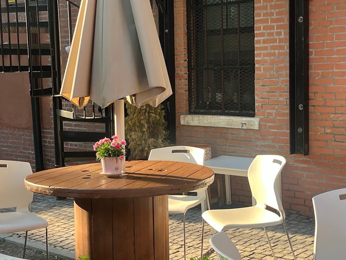 Green Haus Cafe