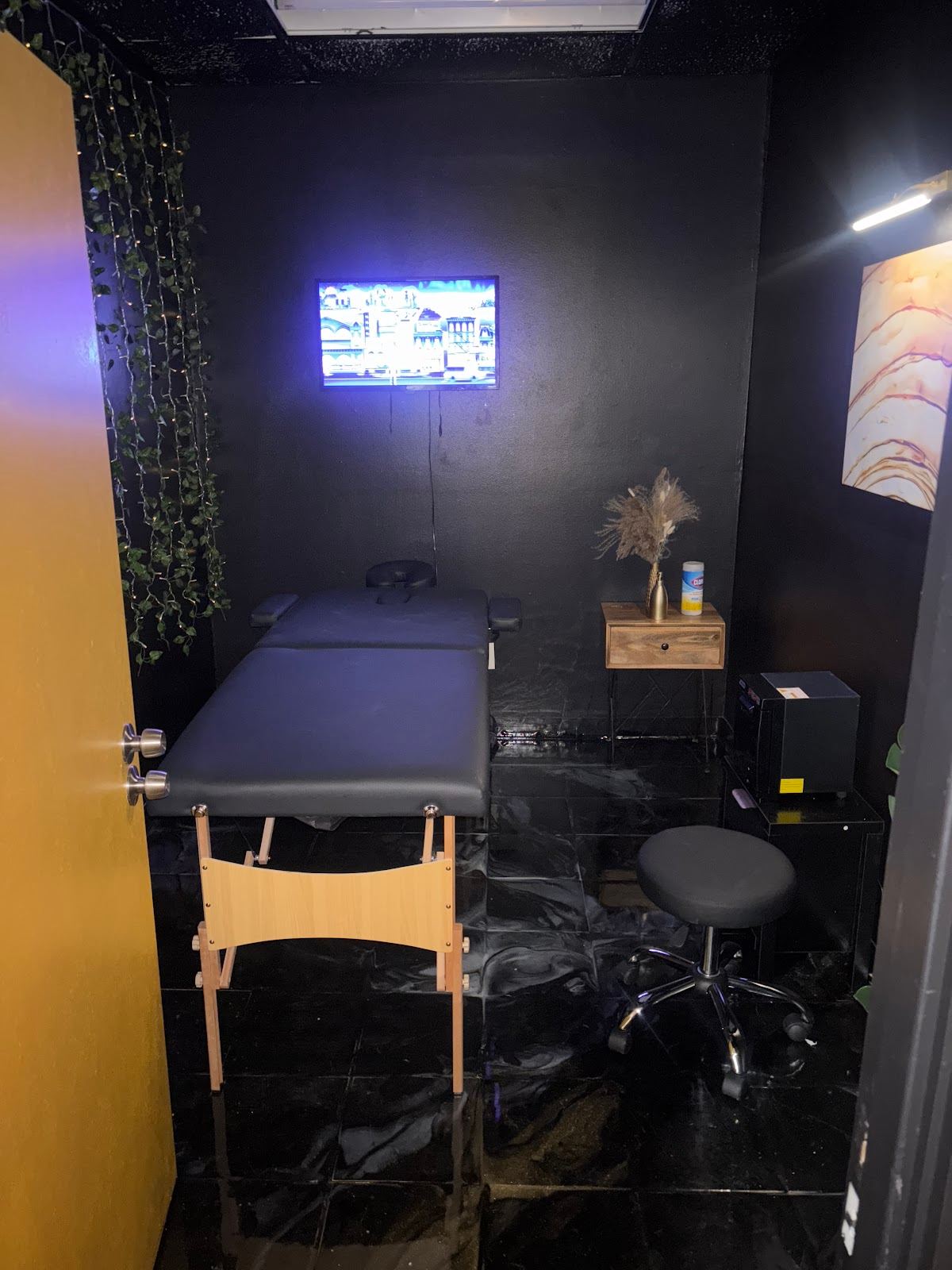 Velour Men’s Spa
