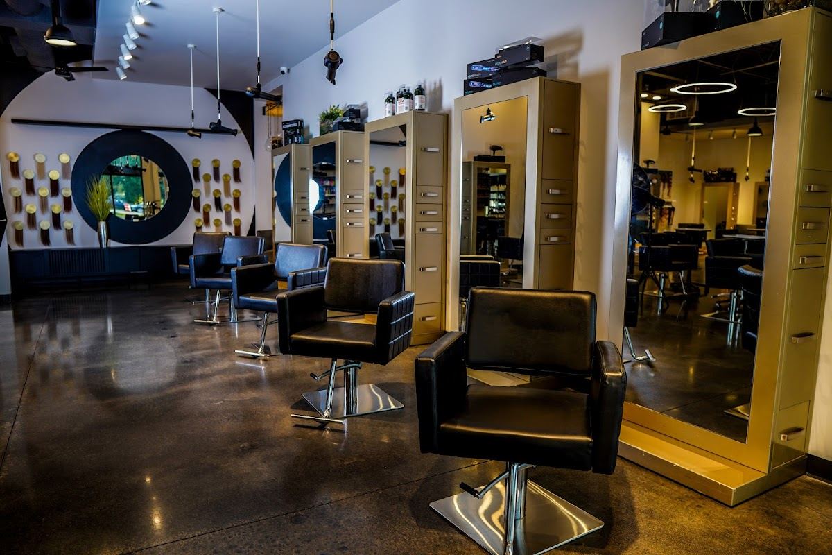 Hollywood Hair Salon and Spa Shiloh