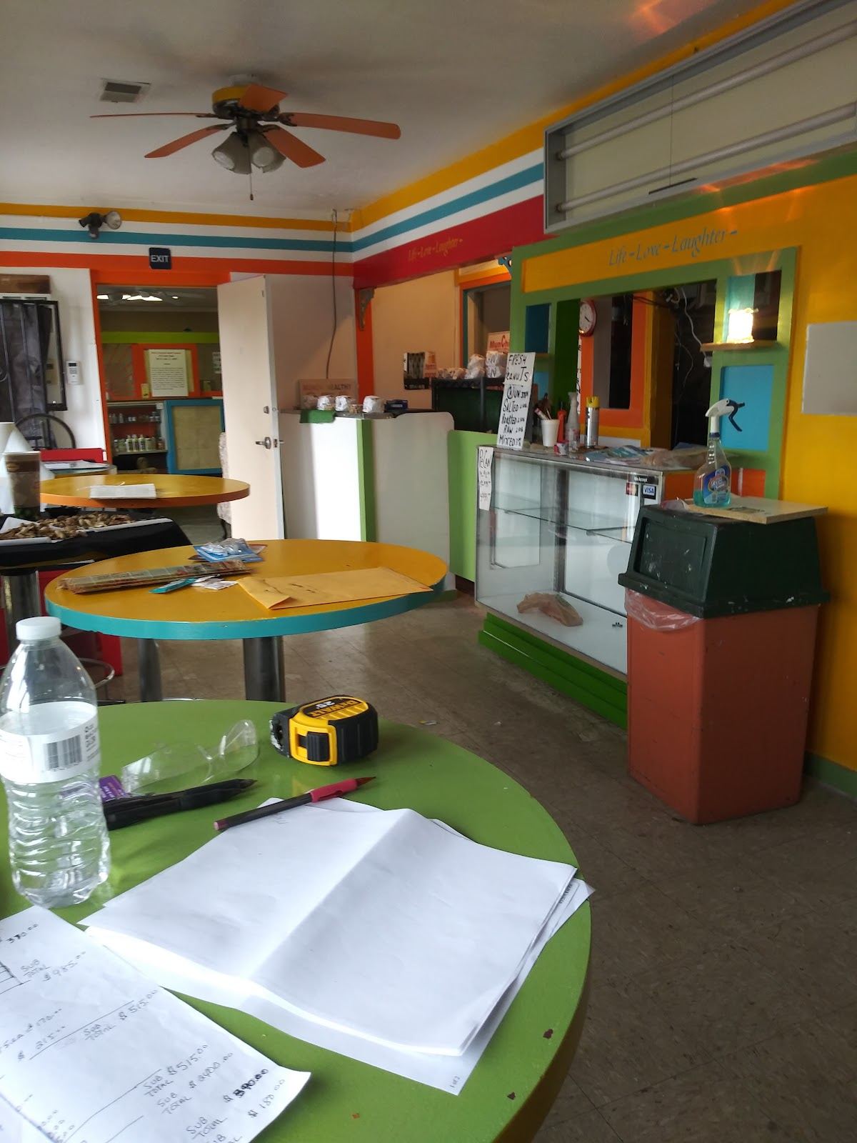 Retta's Healthy Hangout