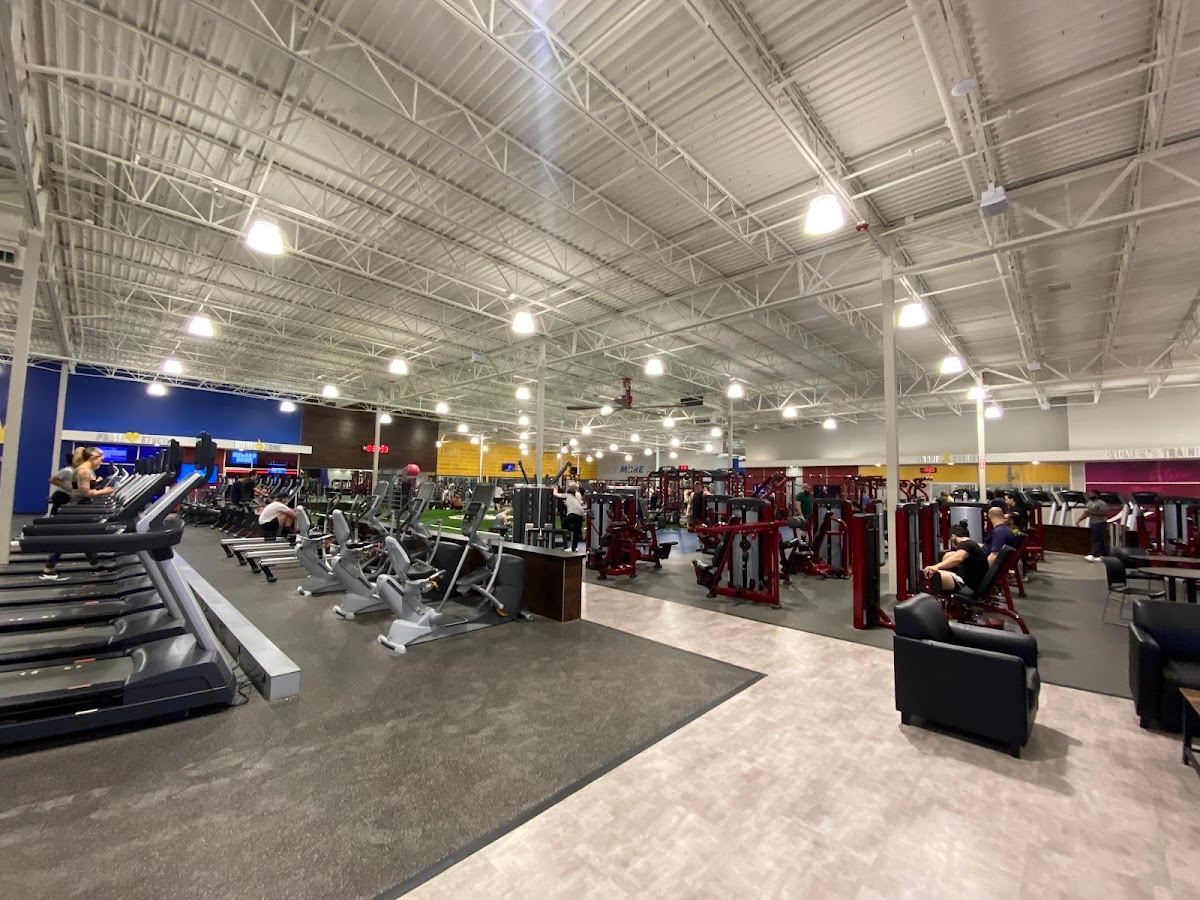 Club Elite - Maplewood