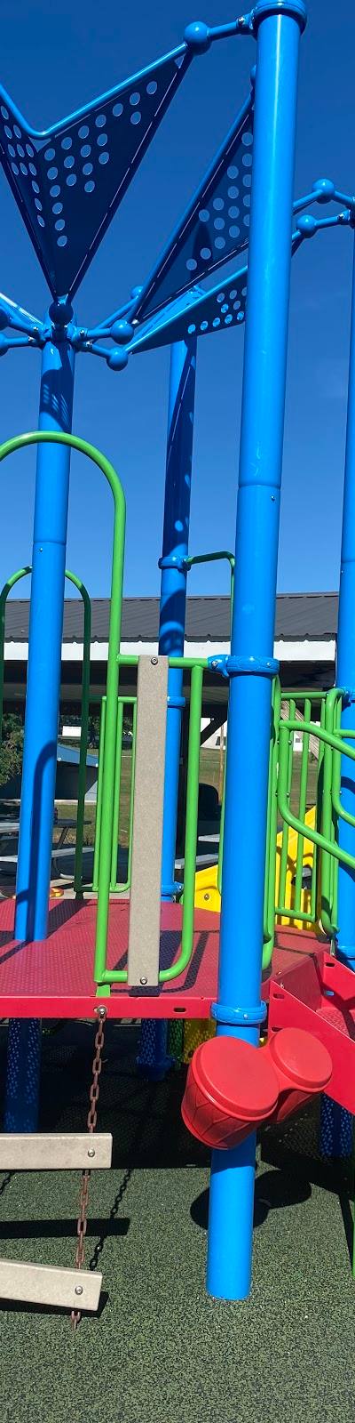 Evergreen Park - St. Clair SPRAY PARK photo 3