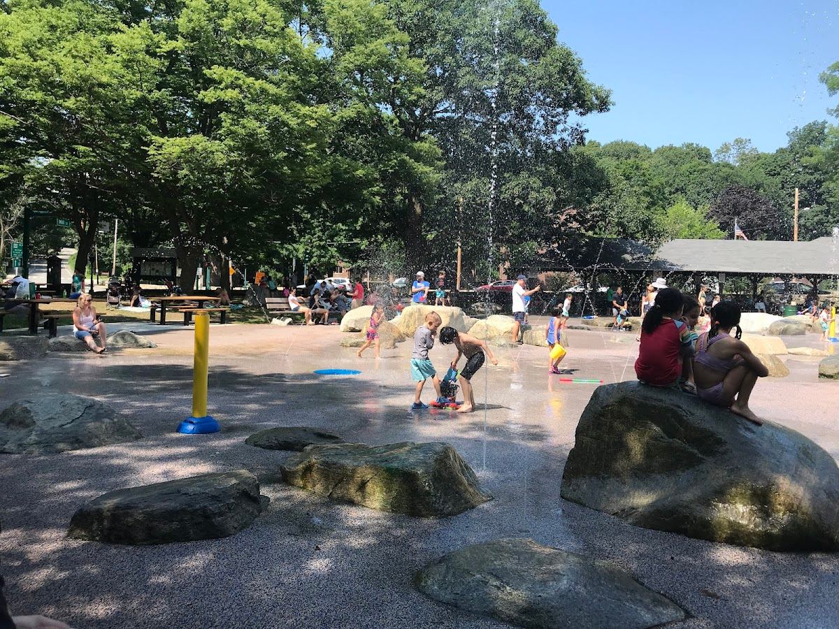 Beaver Brook - Spray Deck & Playground