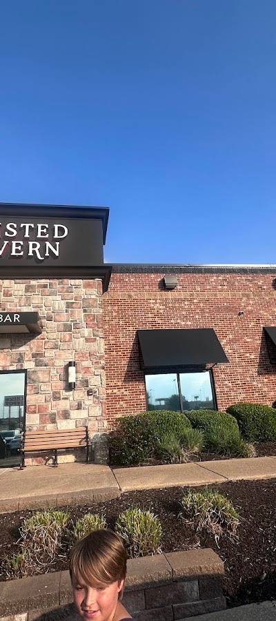 Twisted Tavern St. Peters photo 4