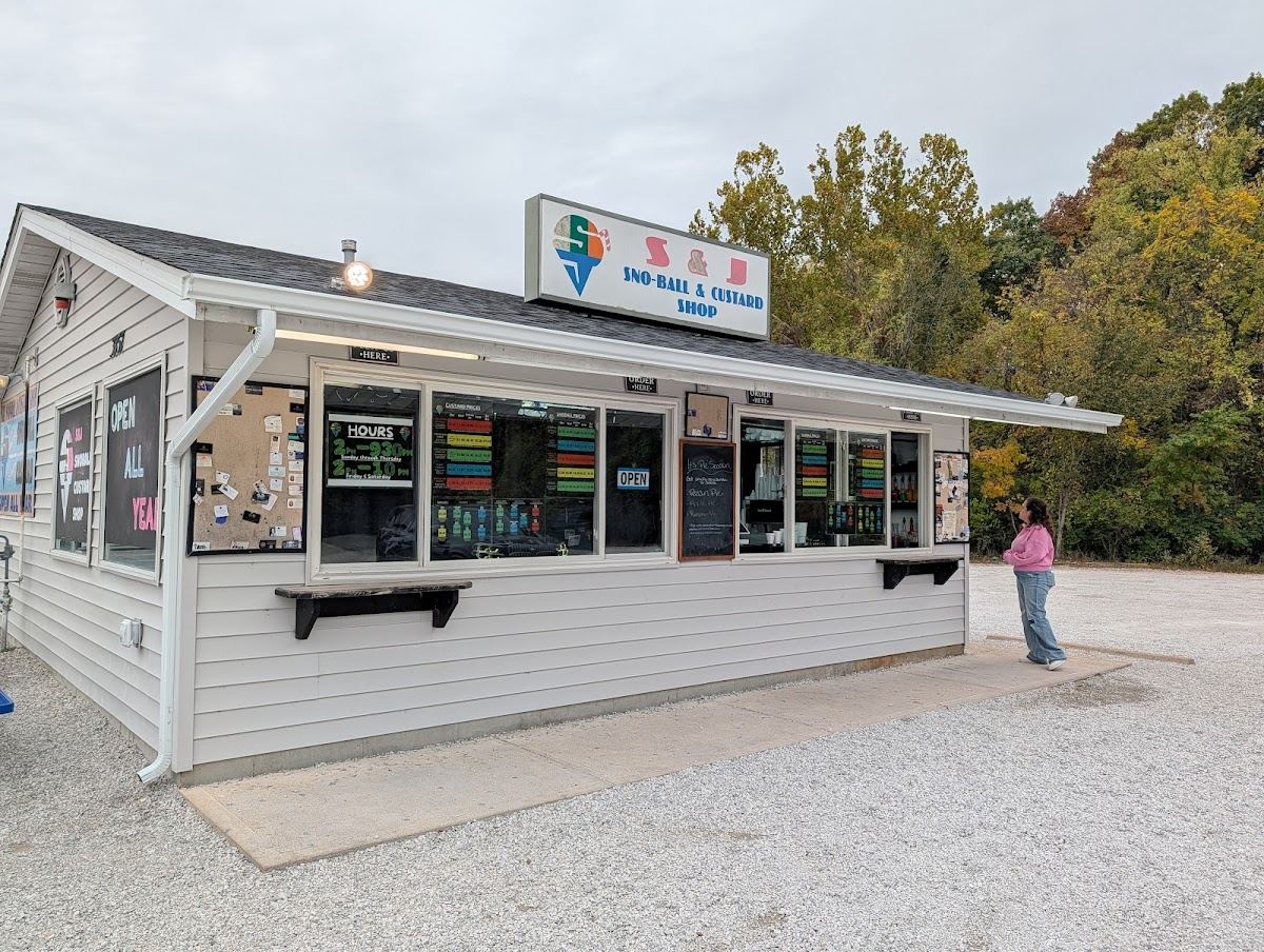 S&J Snoball Custard Shop