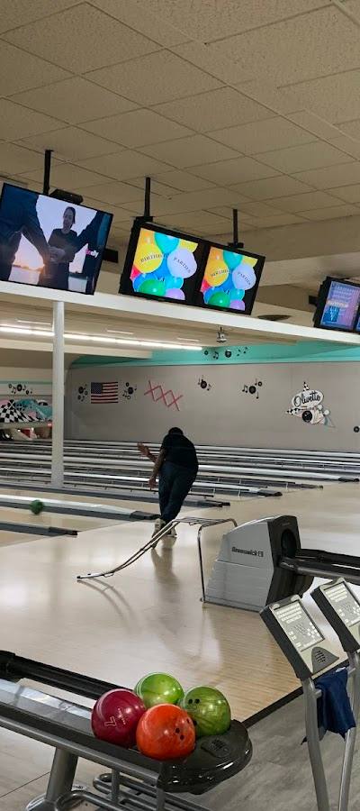 Olivette Lanes photo 3