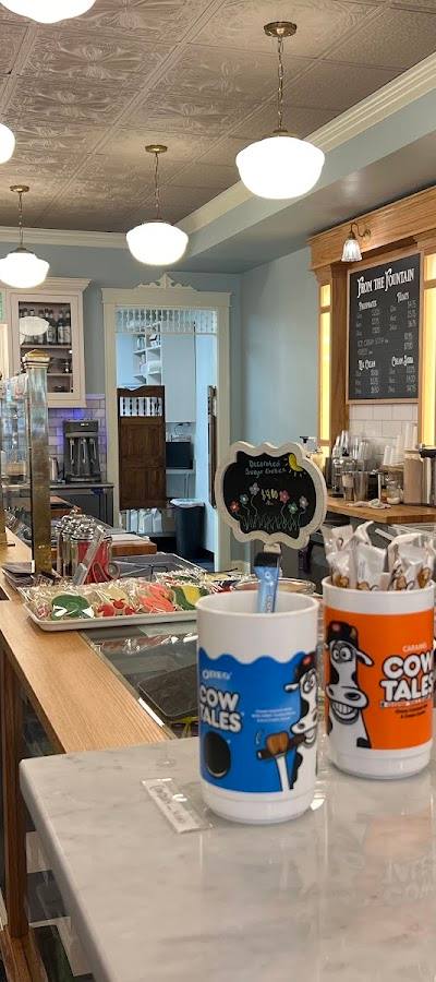 SugarBot Creamery / Little O's Old Time Soda Fountain photo 4