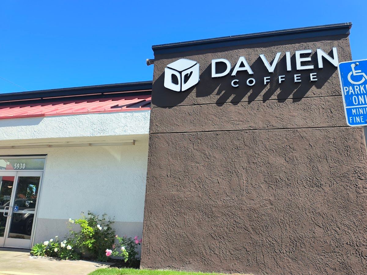 Da Vien Coffee (Drive-thru)