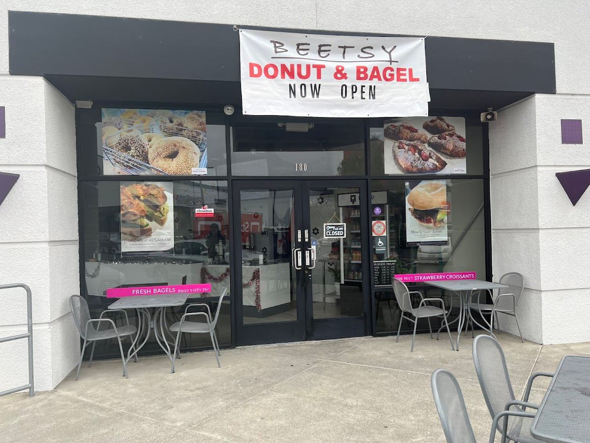 Beetsy Donut & Bagel