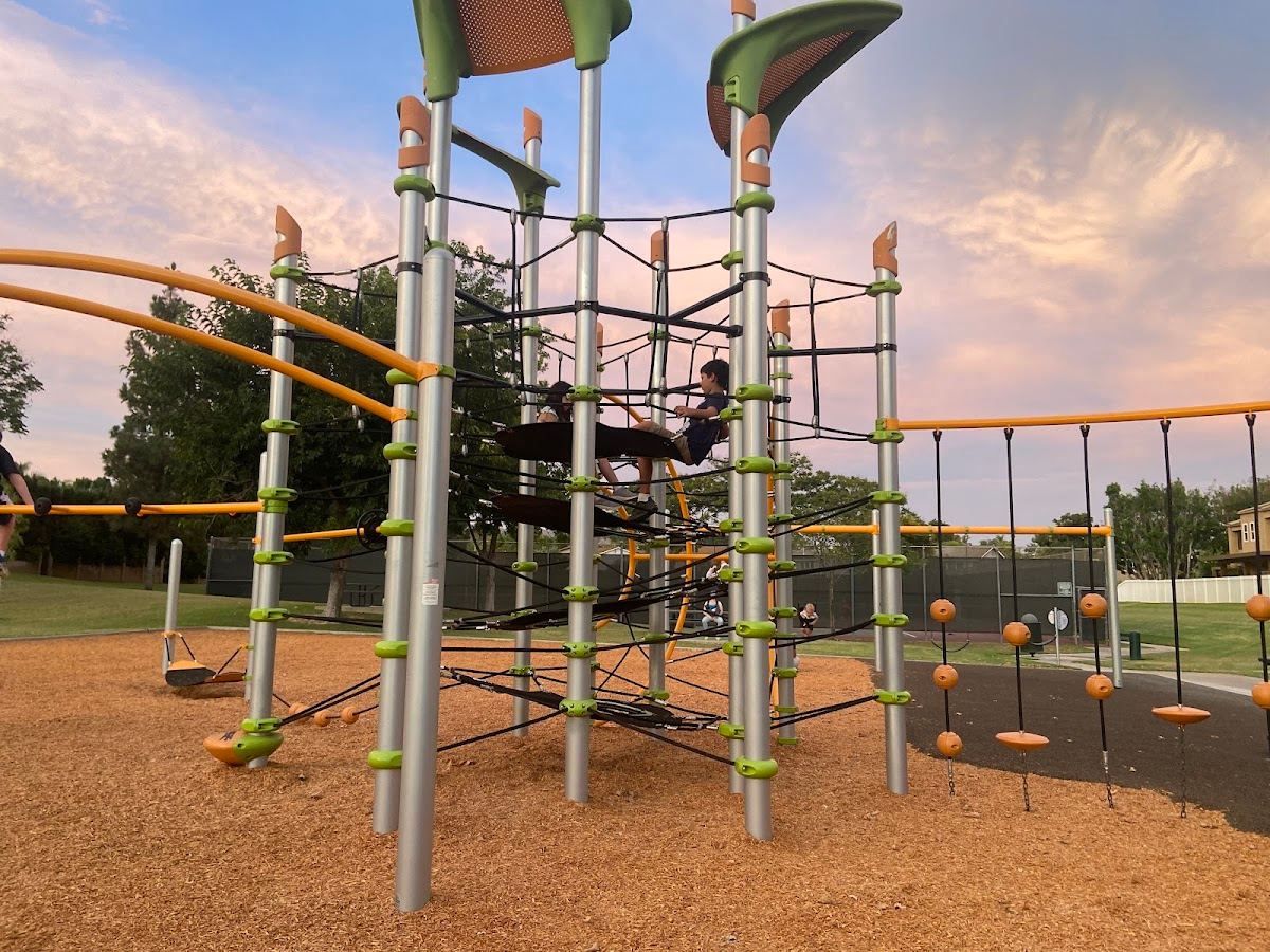 Fairmont Knolls Park