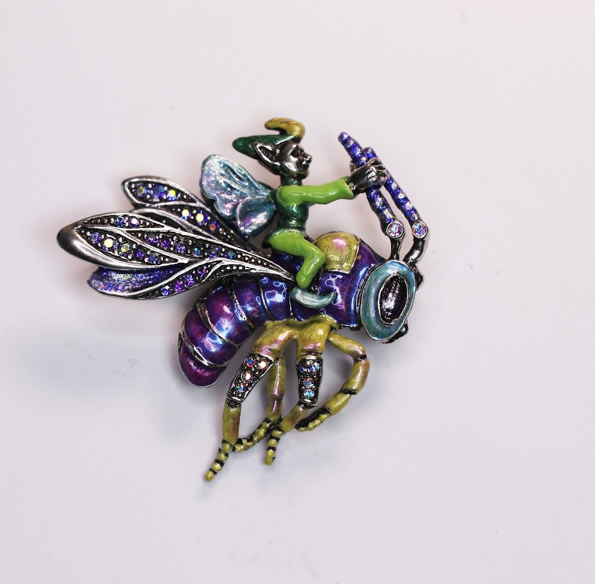 Jewelry Trader of Vintage Costume
