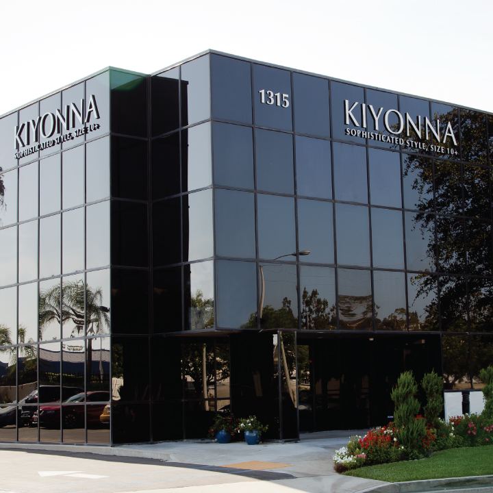 KIYONNA Clothing