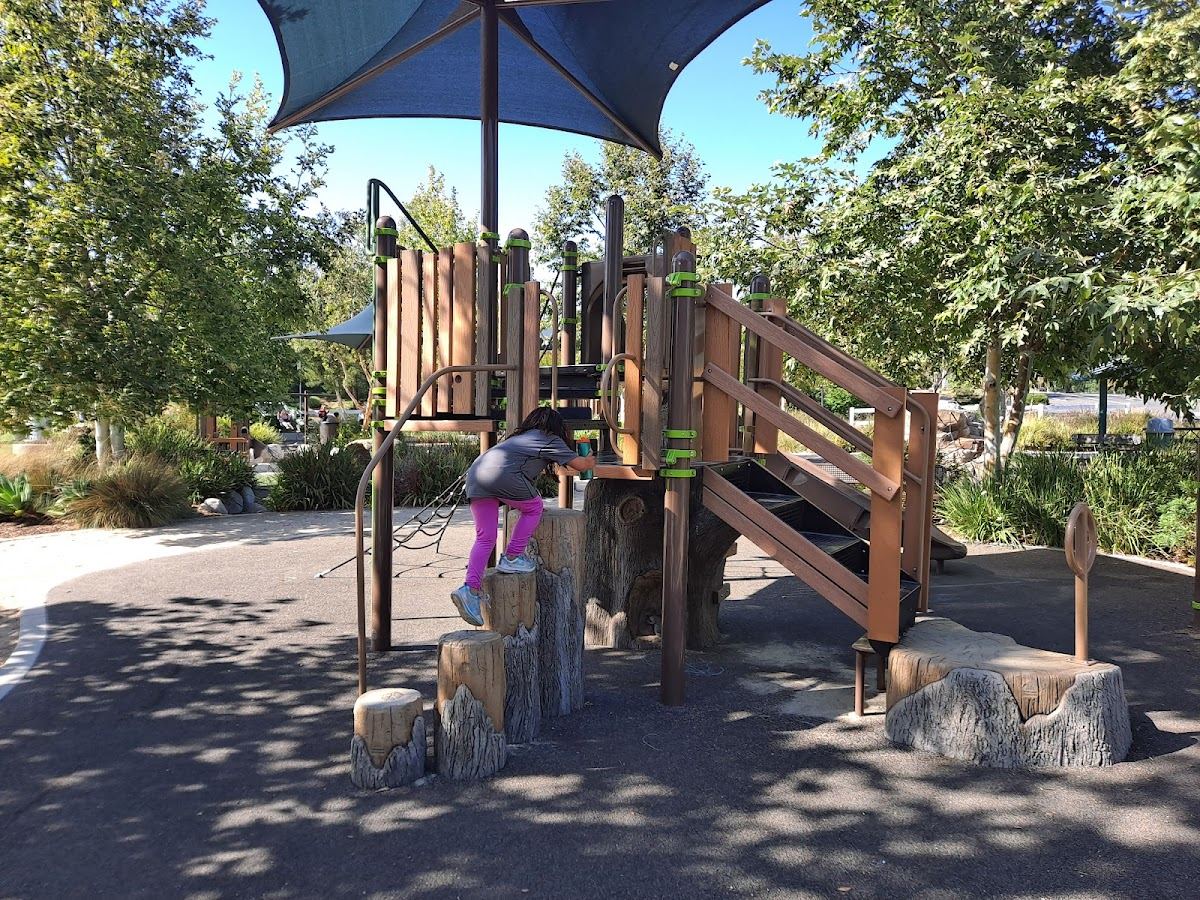 Vista Del Verde Park