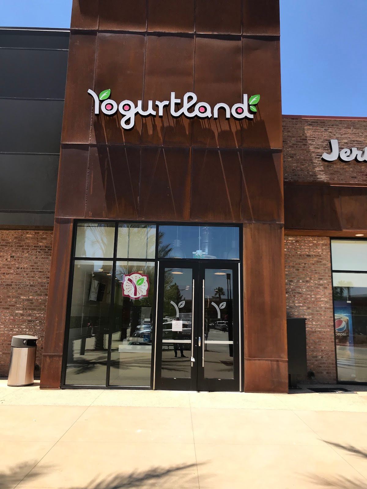 Yogurtland Anaheim Katella