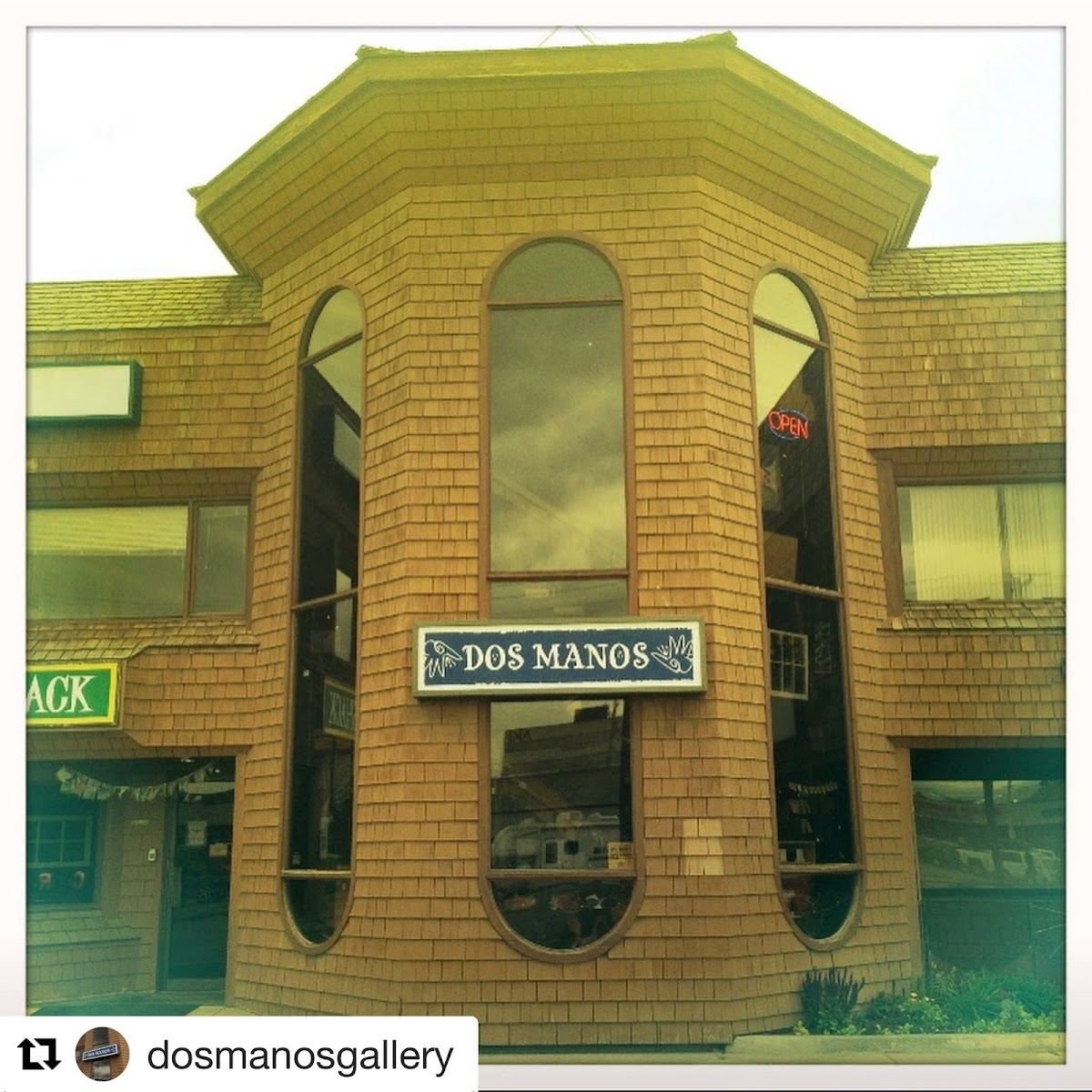 Dos Manos Gallery