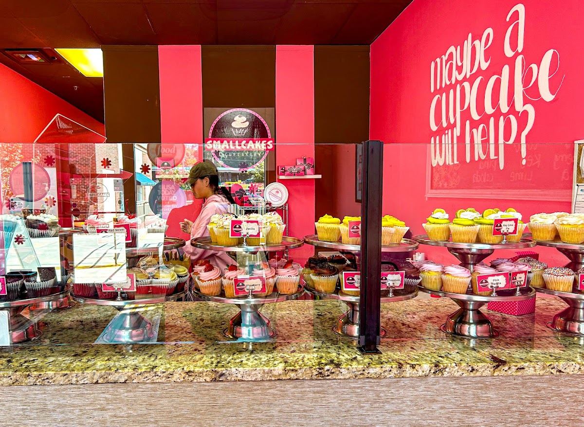 Smallcakes Cupcakery