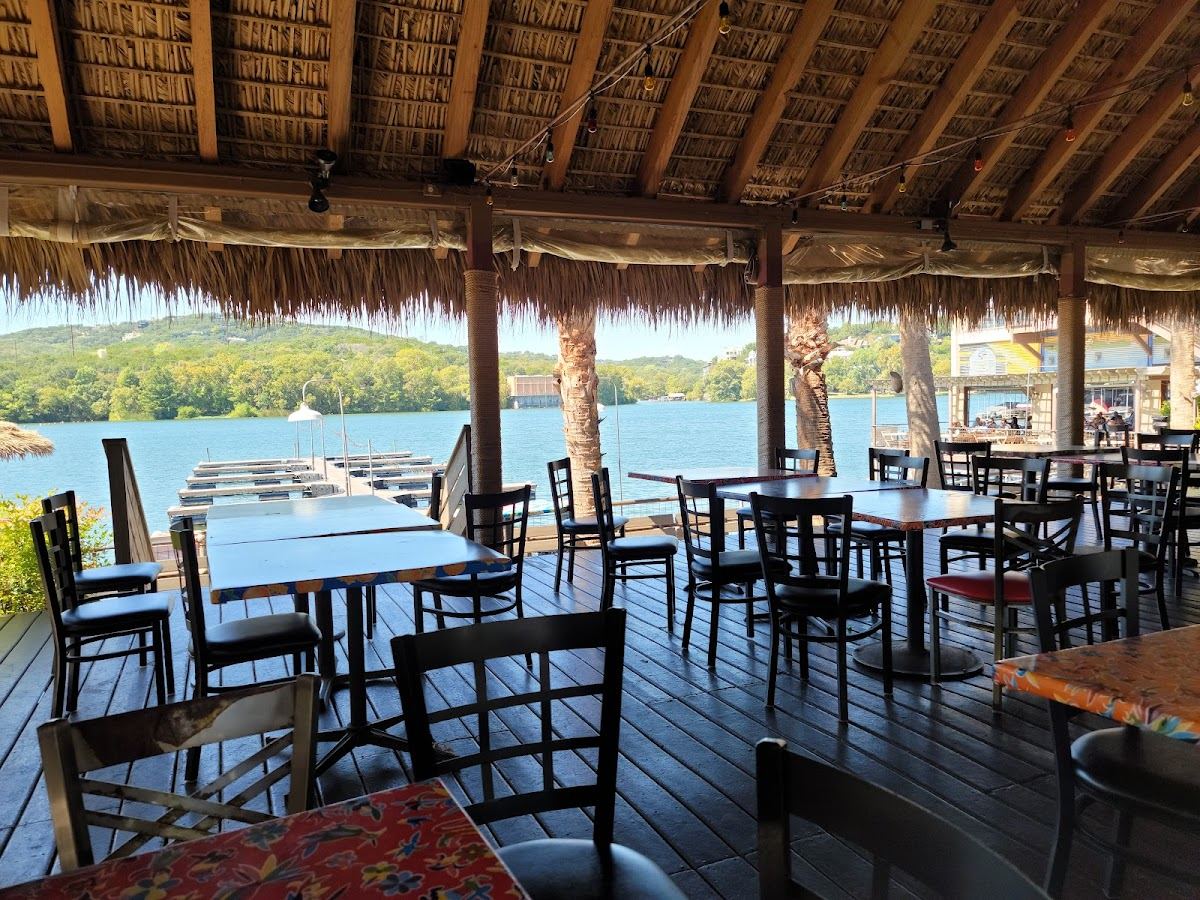 Hula Hut