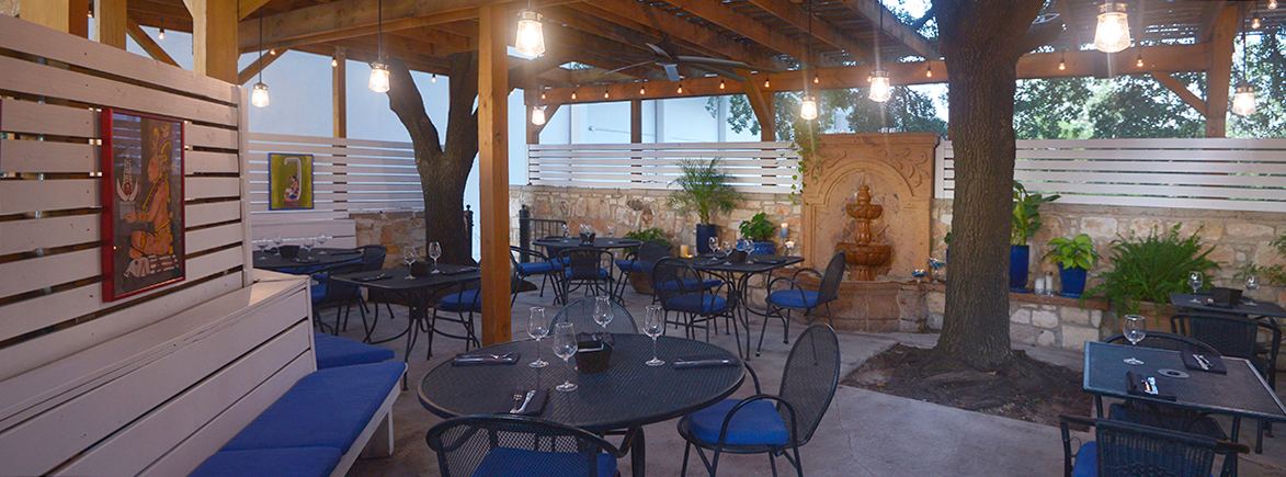 Las Palomas Restaurant & Bar