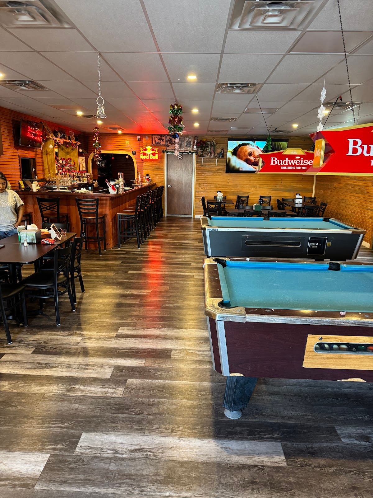 Los Dos Tacos Bar & Grill