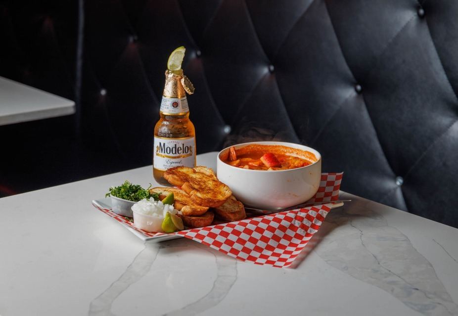 Michelobos Sports Bar & Restaurant Inc