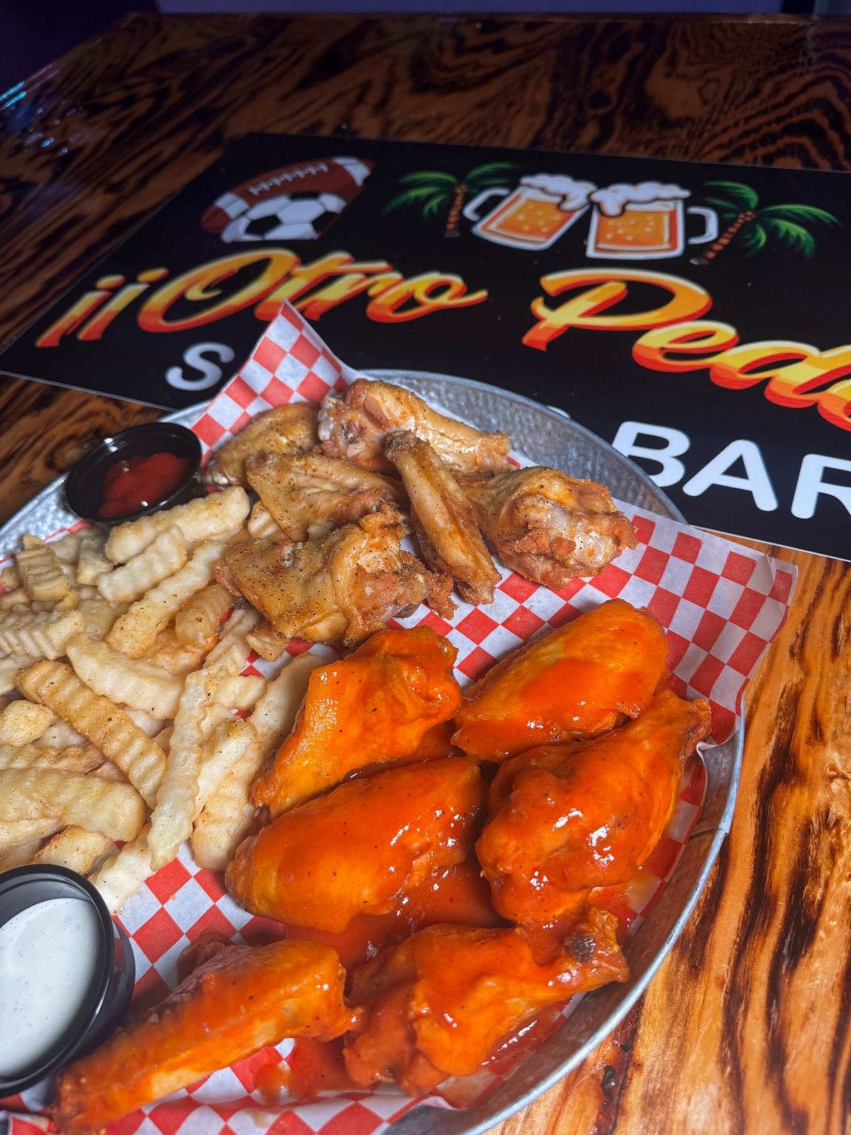 Otro Pedo Sports Bar