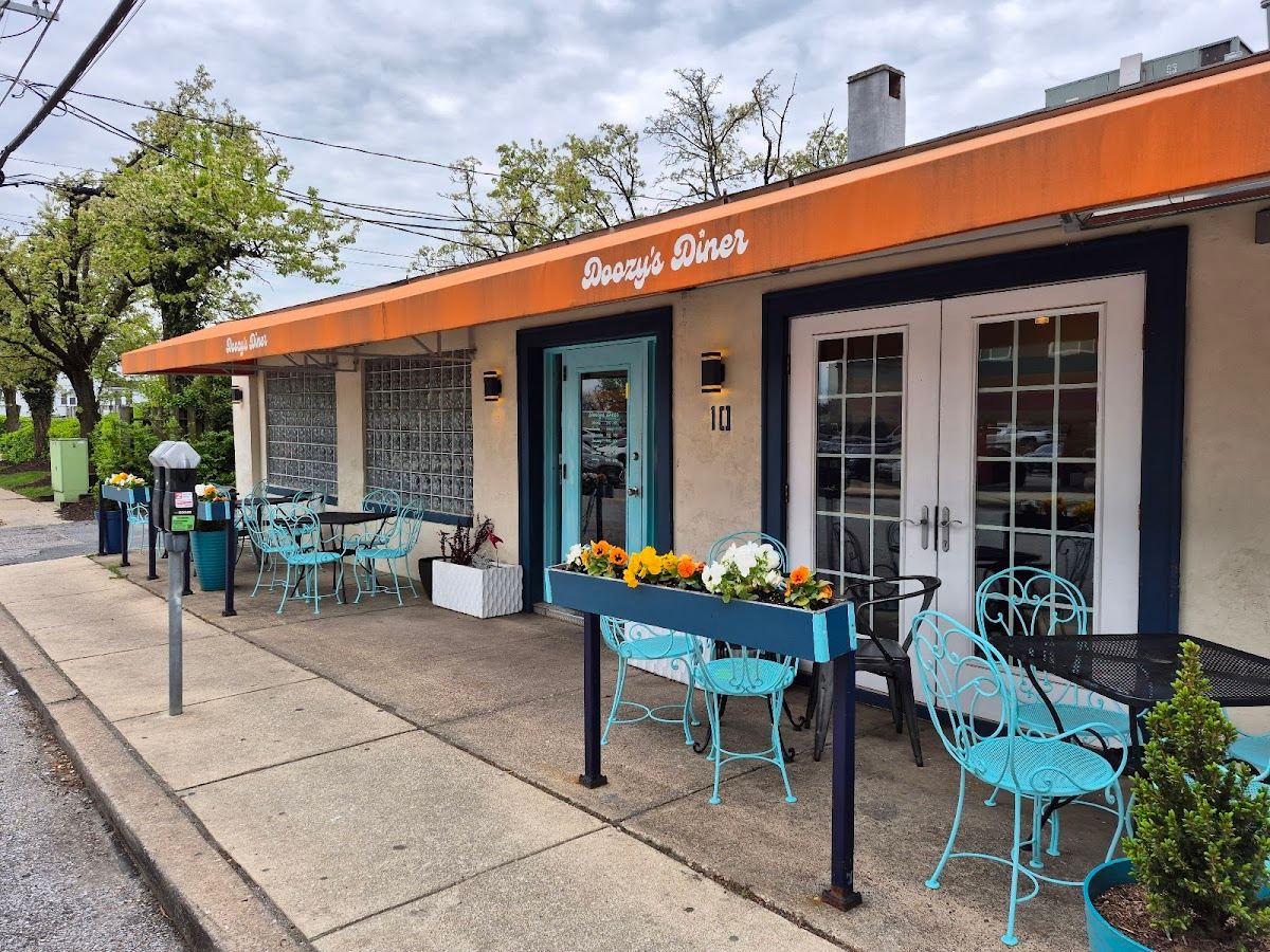 Doozy's Diner