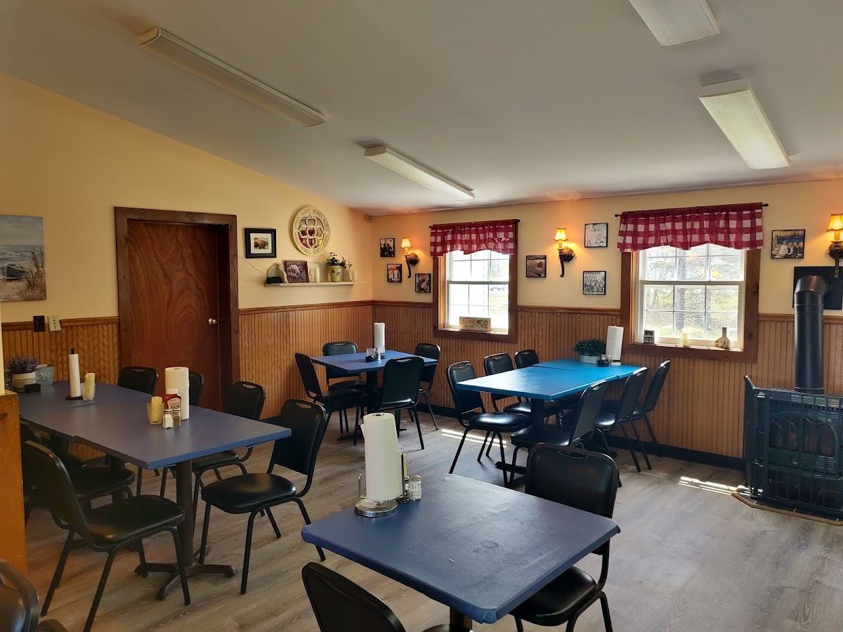 Gateway Lunts Lobster Pound