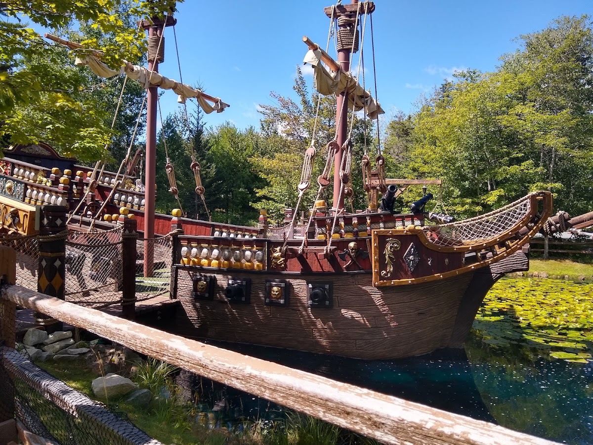 Pirate's Cove Adventure Golf