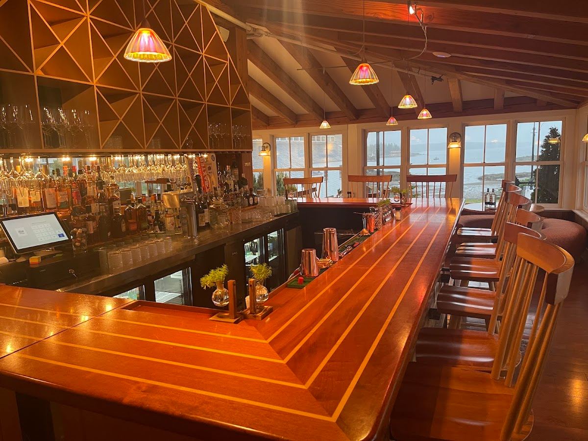 Treehouse Seaside Grill