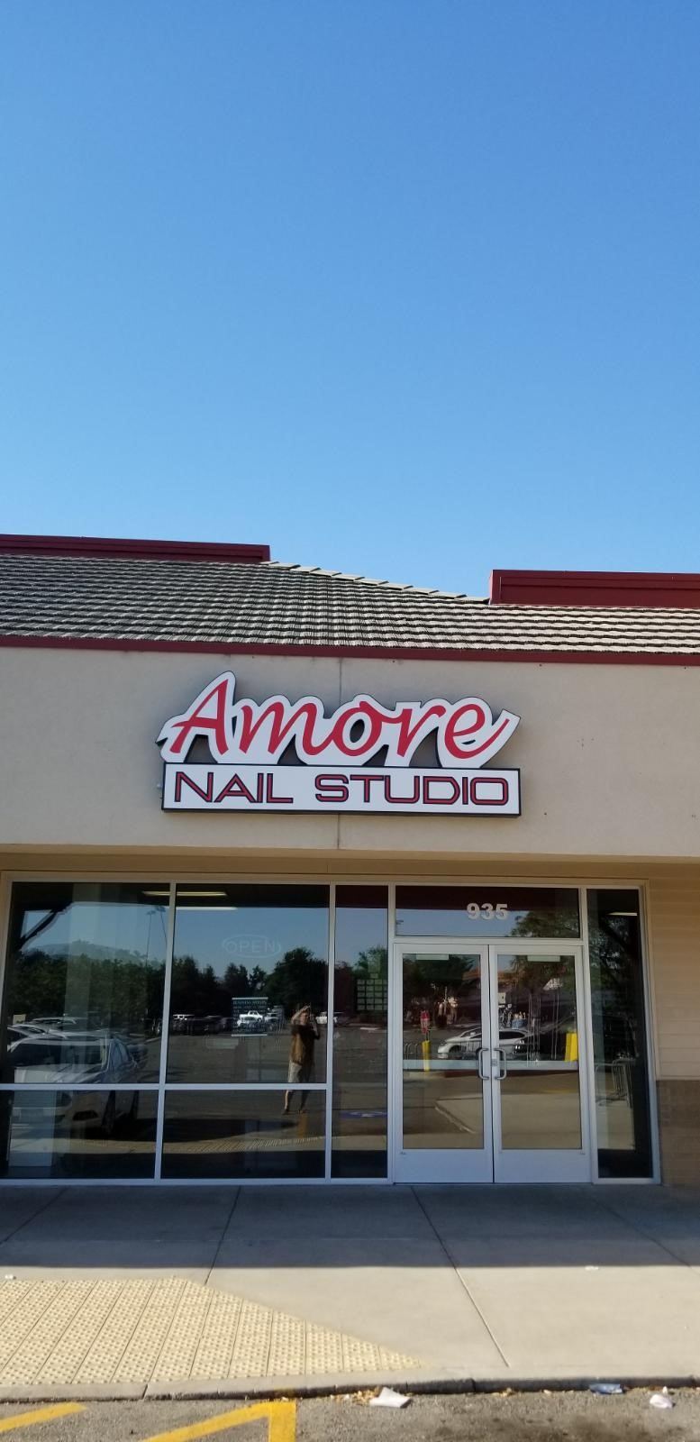 Amore Nail Studio
