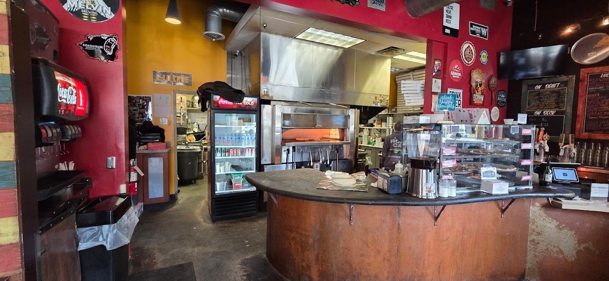 Lulu's Fine Pizza & Sushi