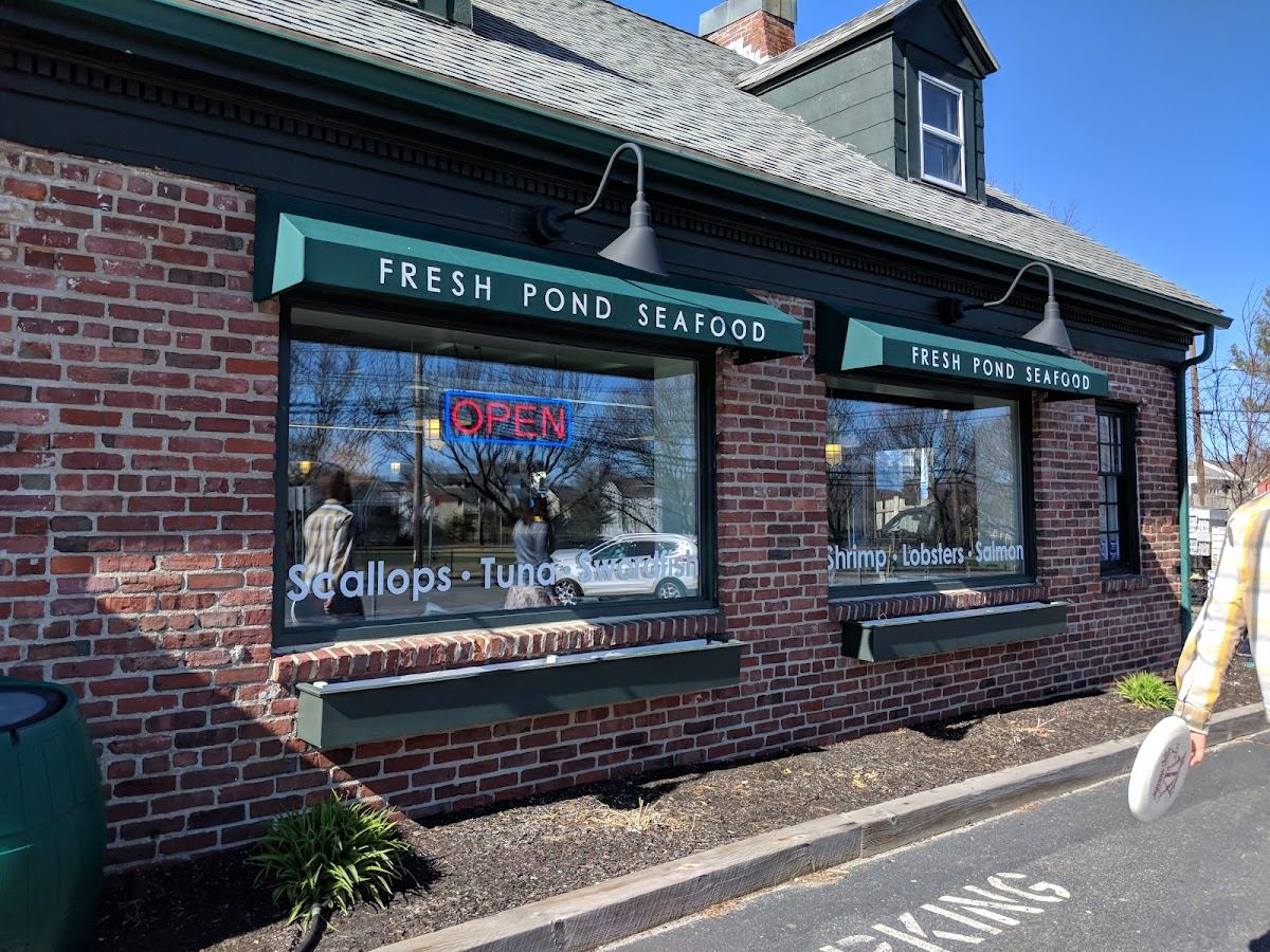 Fresh Pond Seafood Market & Takeout