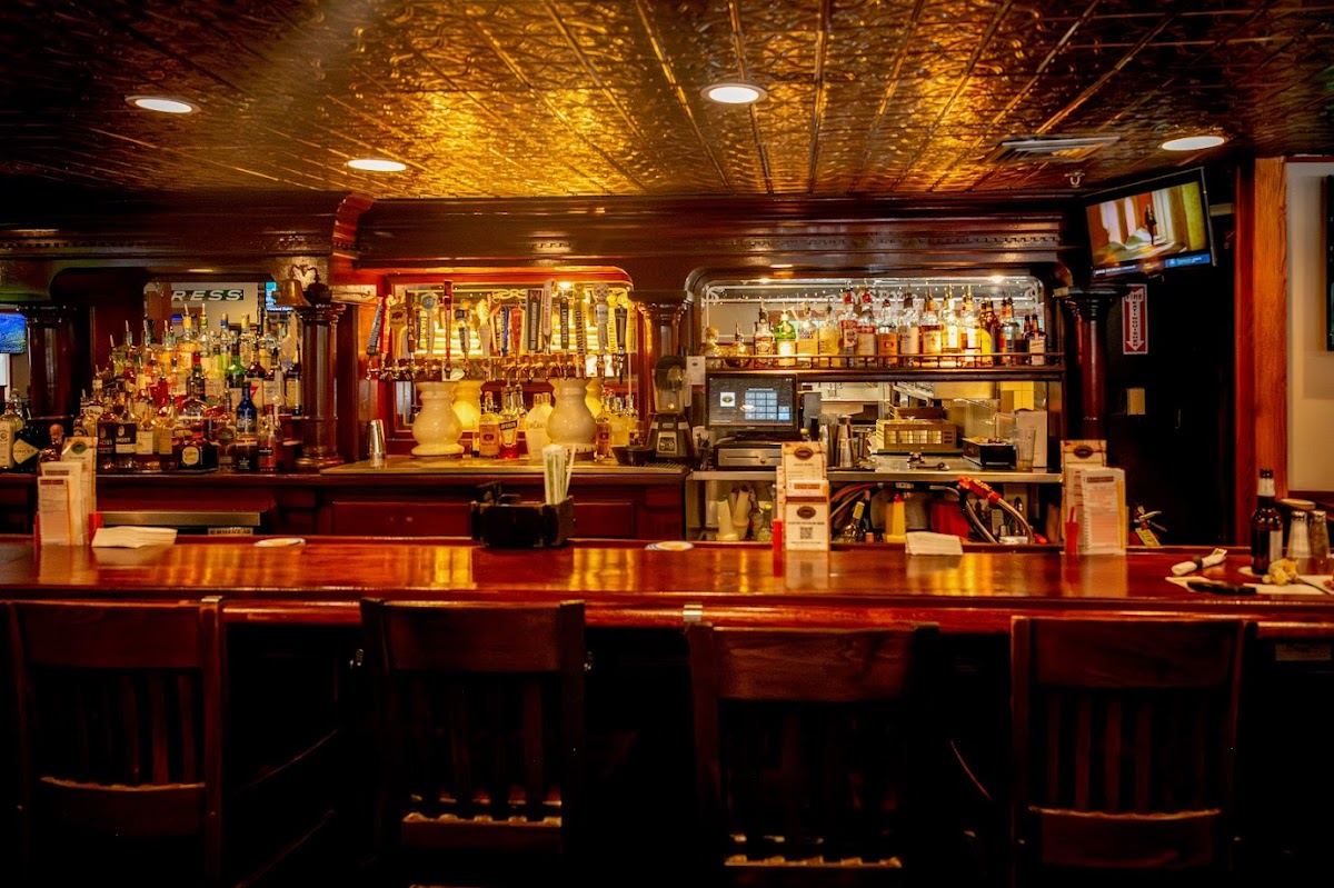 J J Grimsby & Co Restaurant and Pub