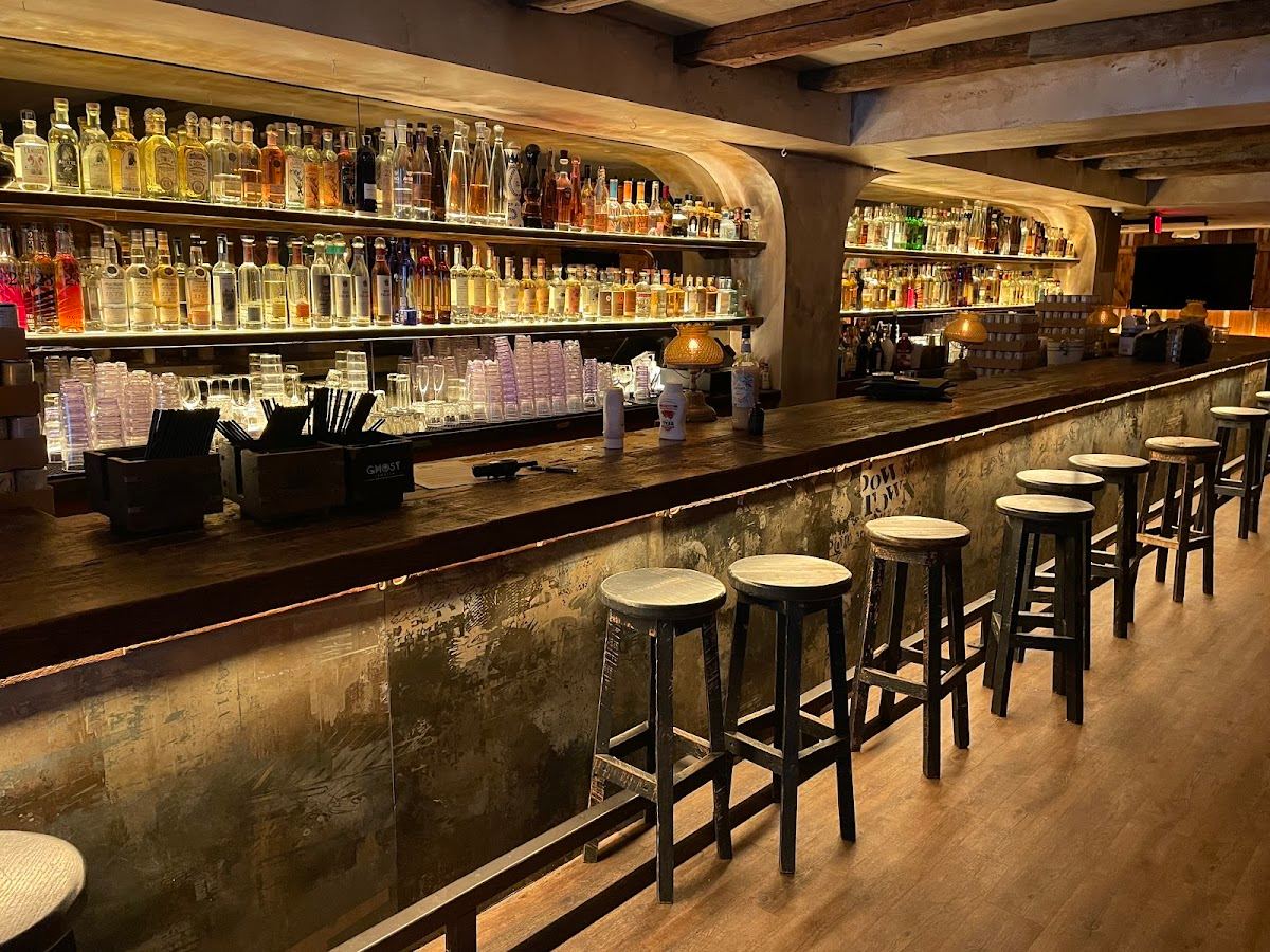 Loco Taqueria & Oyster Bar